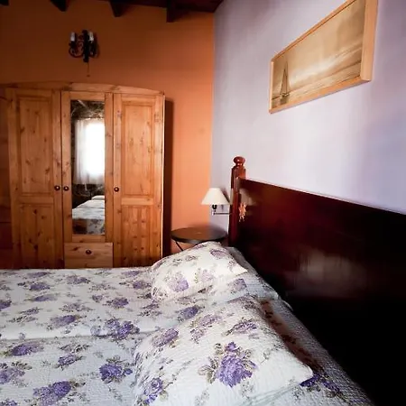 Aldeamento Turístico El Tejado 3*
